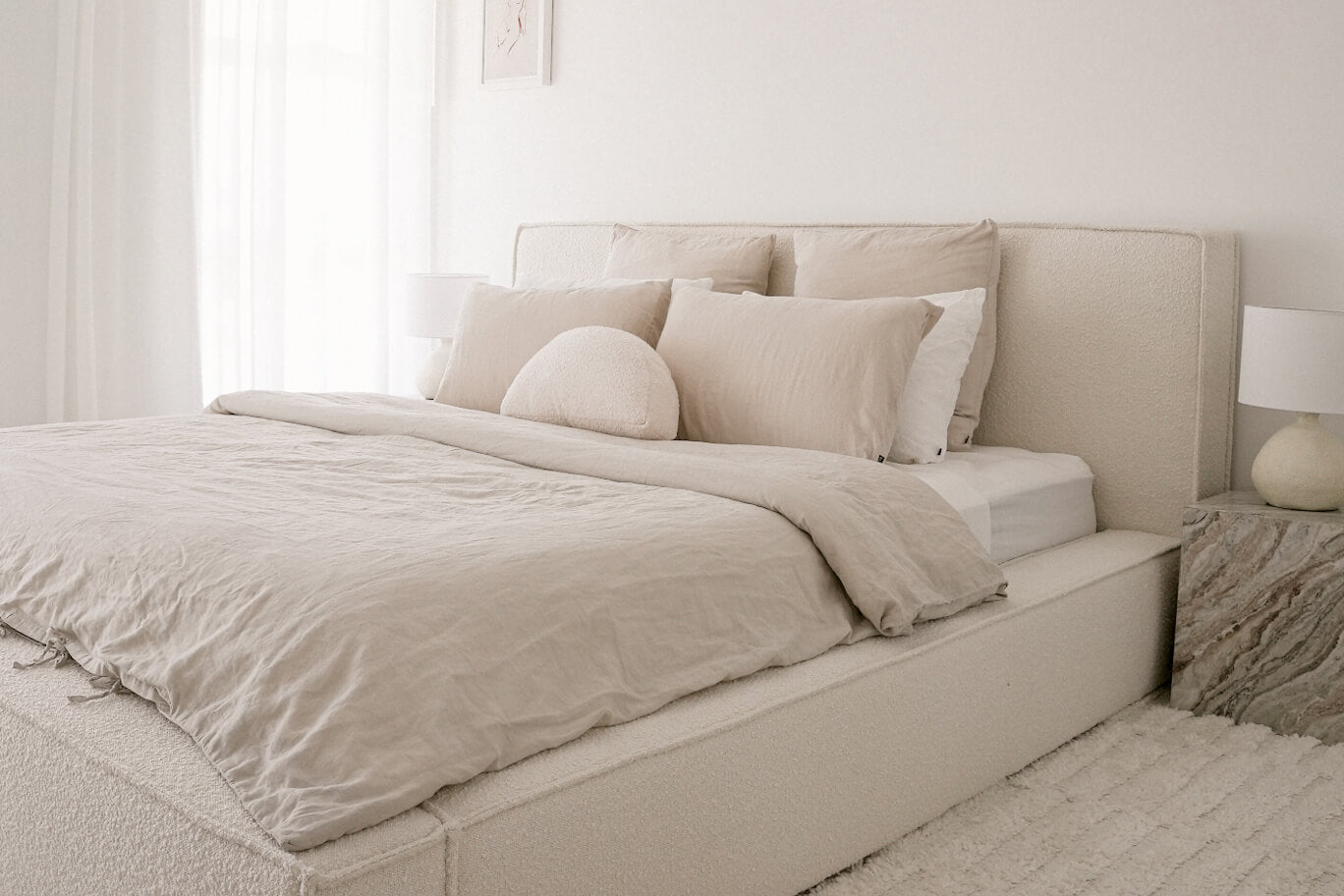 How to Minimise Jet Lag and Sleep Better While Travelling