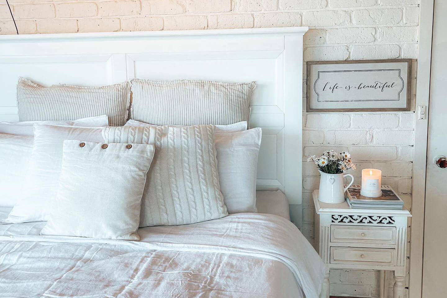 What Are Linen Sheets, And Are They Worth It?