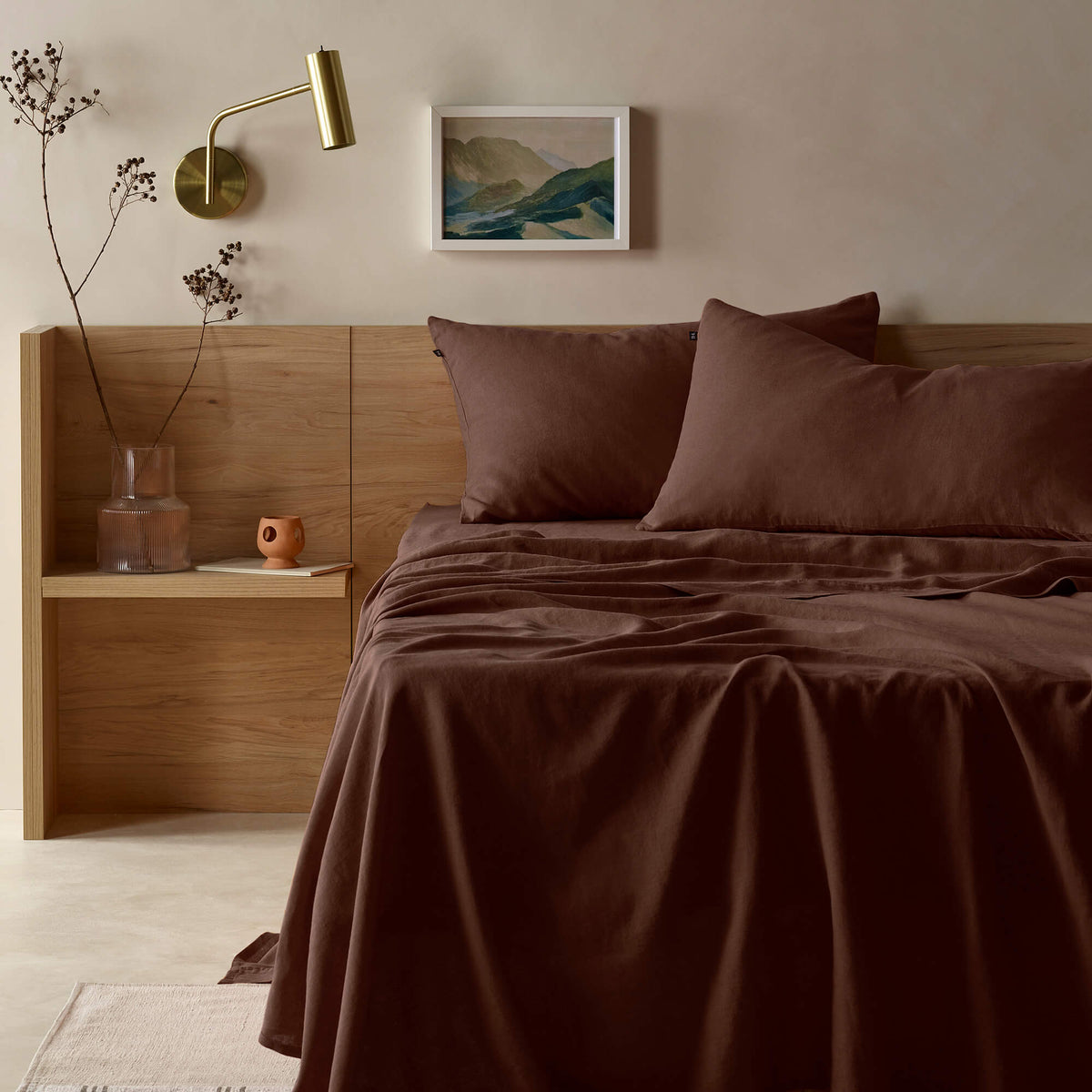 The Honest Label Pure Linen Standard Pillowcase (2 Pack) in Cacao with brown tones pillowcase product view THL product image 3