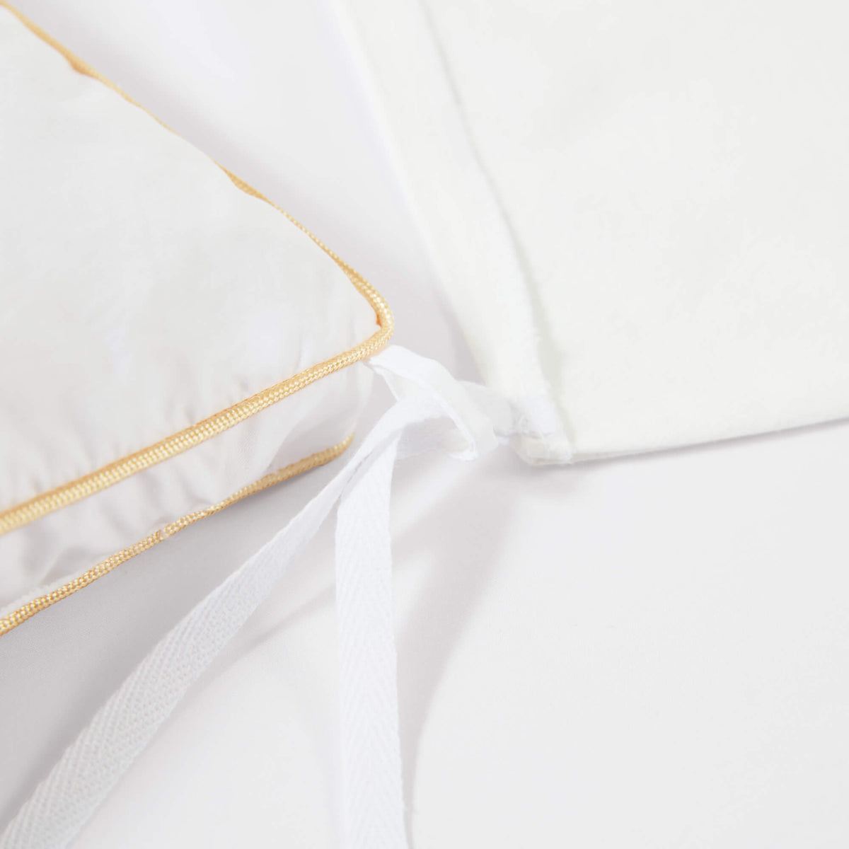 The Honest Label Chamonix Luxury French 90/10 Goose Down Quilt home bedding styled bedroom view THL product image 5