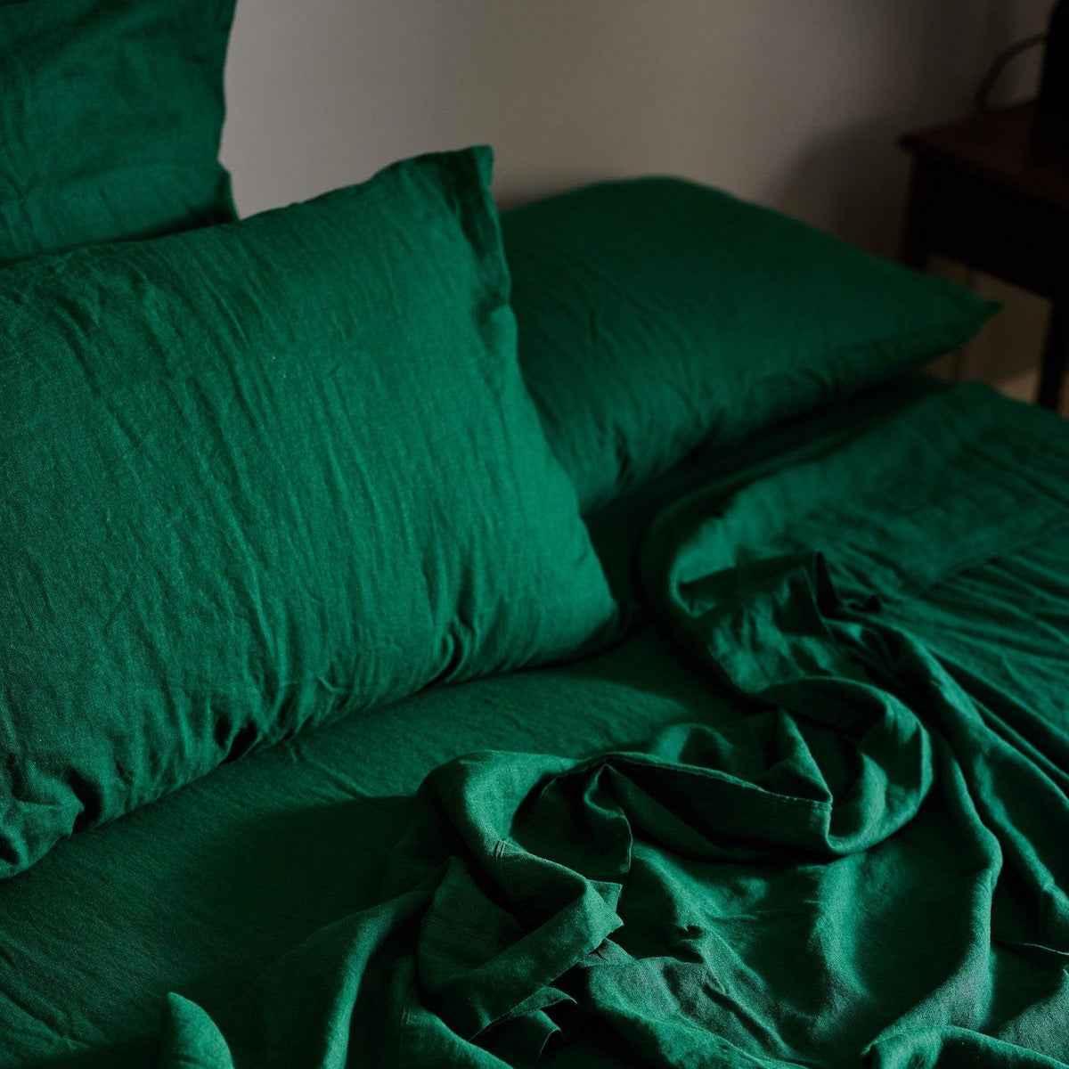 The Honest Label Pure Linen Standard Pillowcase (2 Pack) pillowcase product view THL product image 1