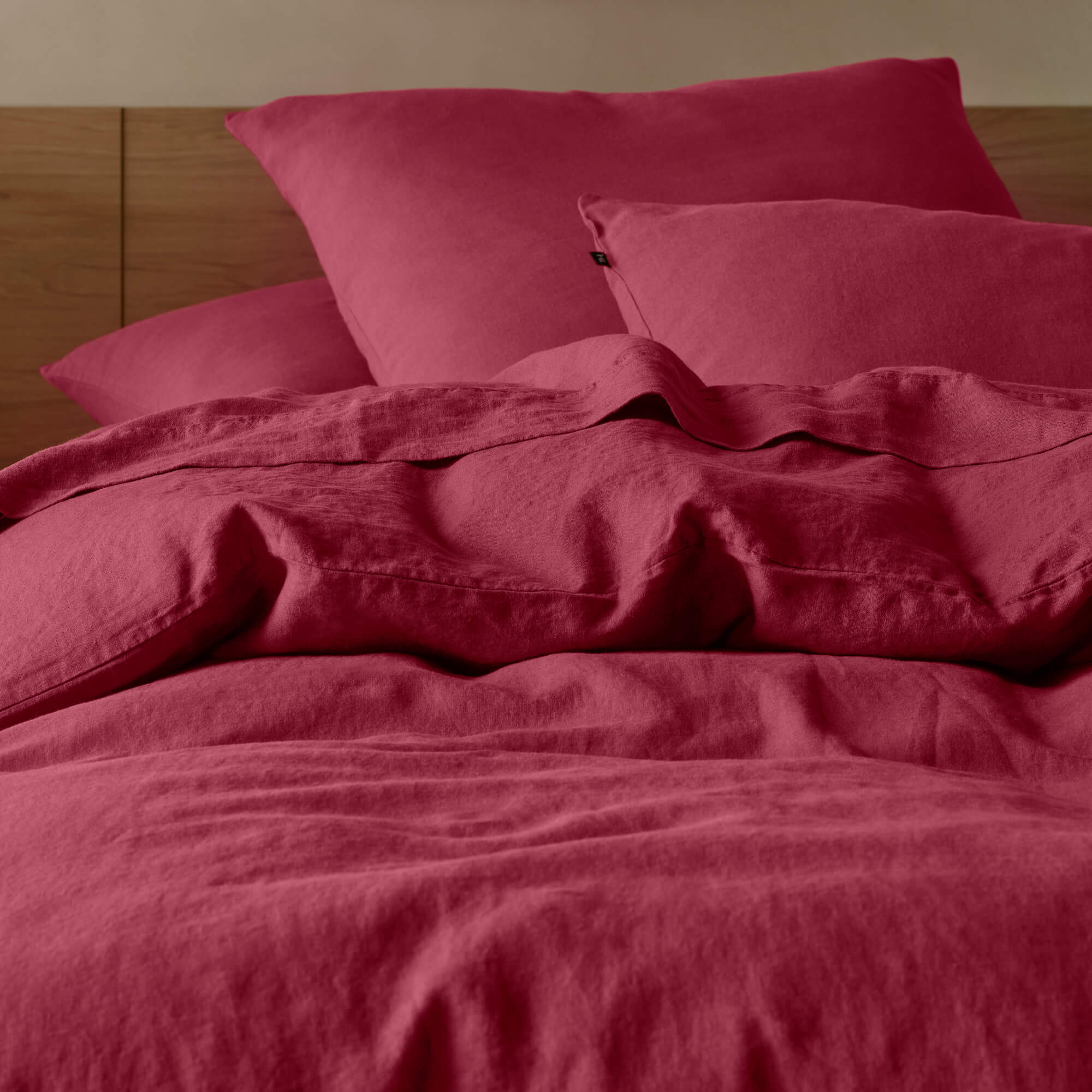 The Honest Label Pure Linen European Pillowcase in Shiraz with purple tones pillowcase product view THL product image 2