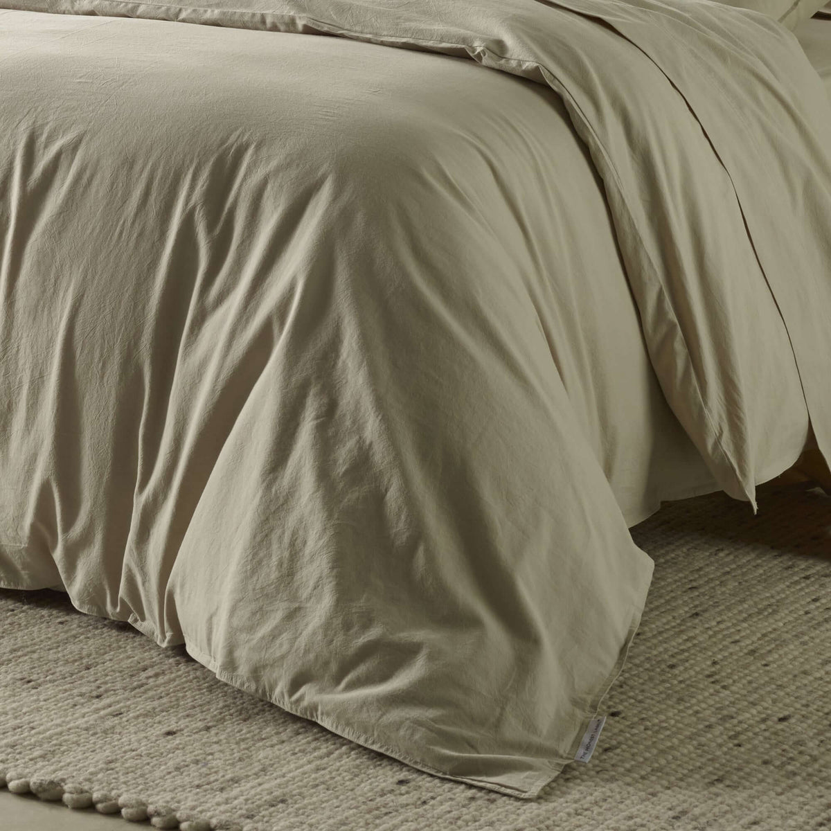 The Honest Label Washed Cotton Quilt Cover in Flax with beige tones quilt cover close up detail THL product image 2